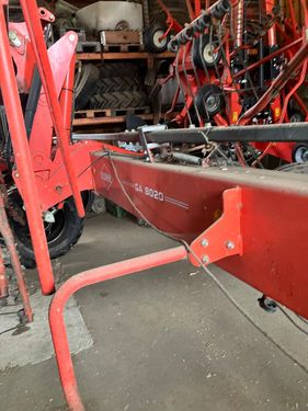 Kuhn GA8020 Seitenschwader 