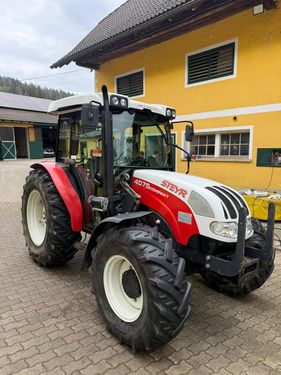 Steyr Kompakt 4075 Komfort 1