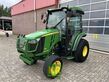 John Deere 3038R 