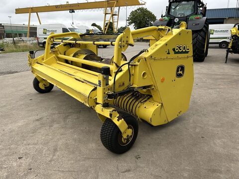John Deere 630B