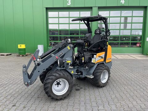 Giant G1500
