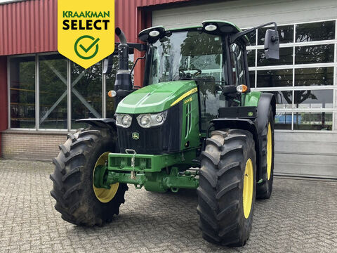 John Deere 6090M