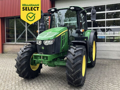 John Deere 6090M