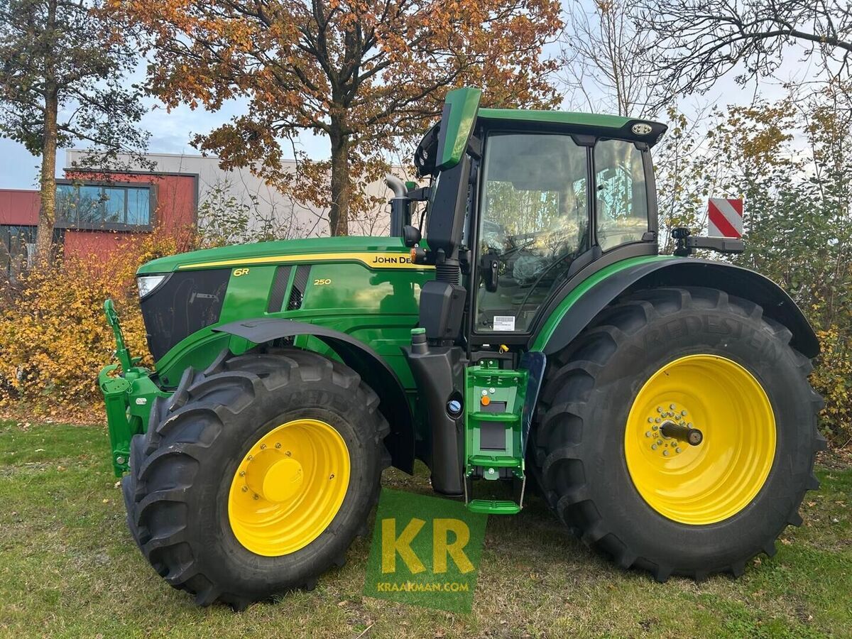 John Deere 6R 250 3