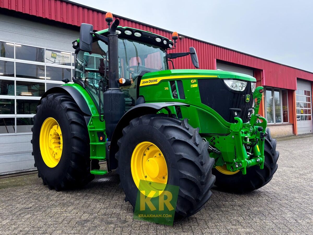 John Deere 6R 215 2