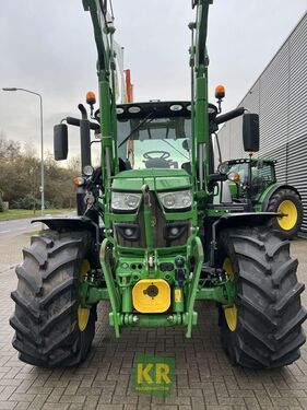 John Deere 6130R