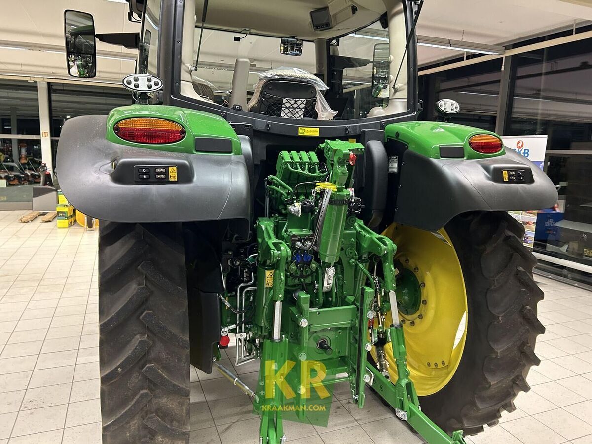 John Deere 6R 150 3