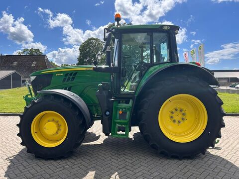 John Deere 6155M