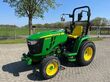 John Deere 3046R