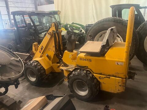 Giant D261