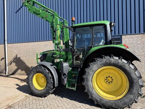 John Deere 6130M