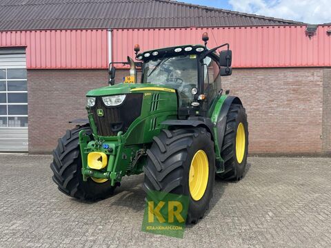 John Deere 6210R