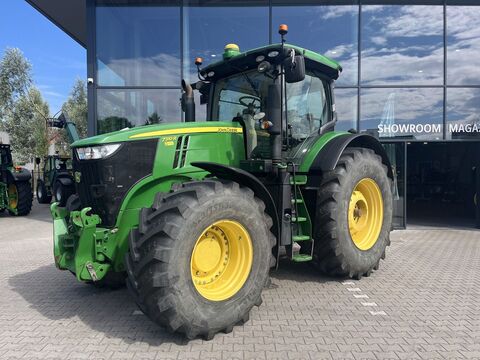 John Deere 7310R
