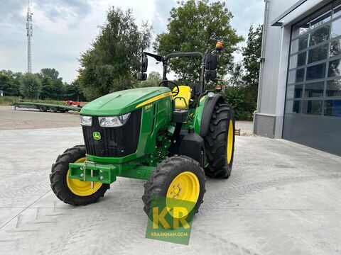 John Deere 5090M