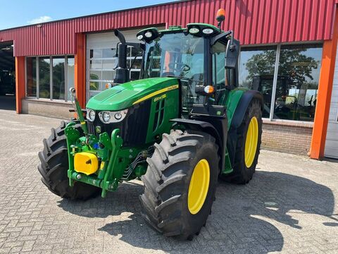 John Deere 6120M