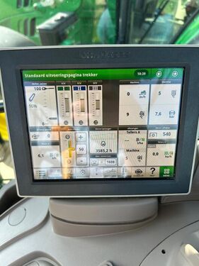 John Deere 6155R