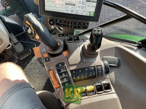 John Deere 6130R