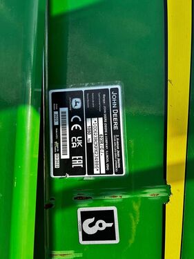 John Deere 6130M