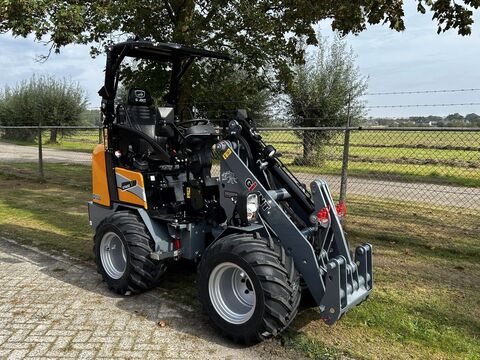 Giant G1500