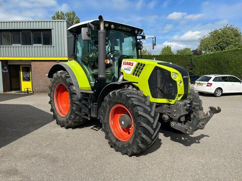 Claas Arion 530