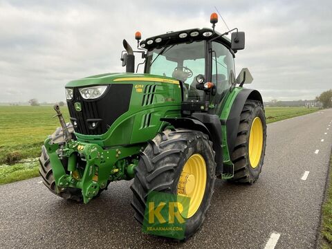 John Deere 6215R