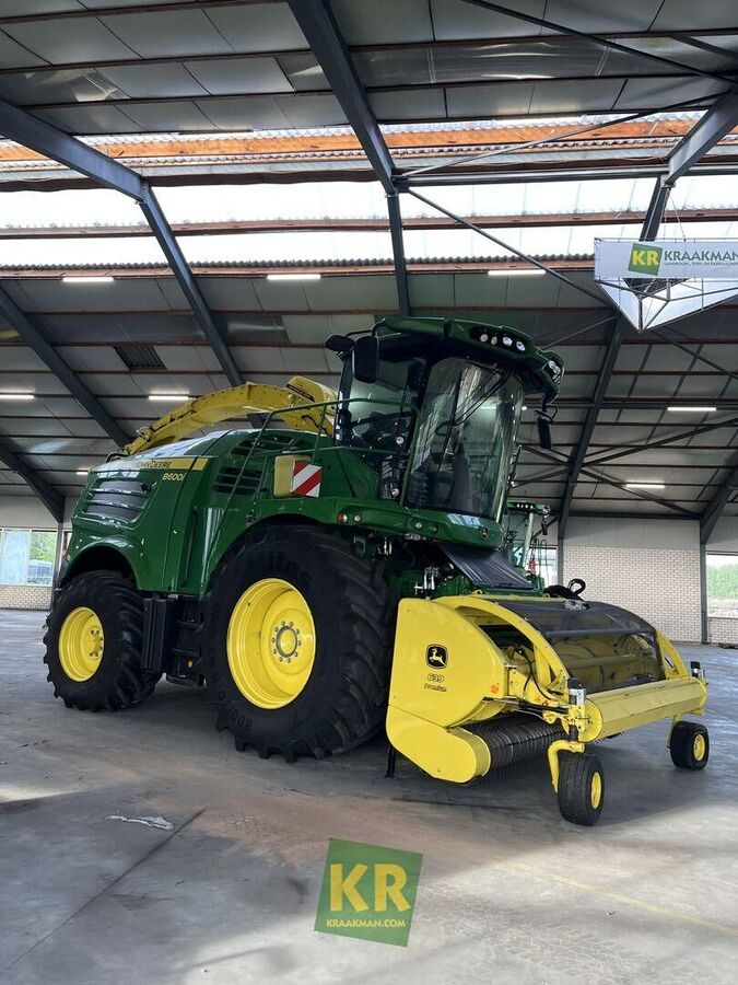 John Deere 8600 2