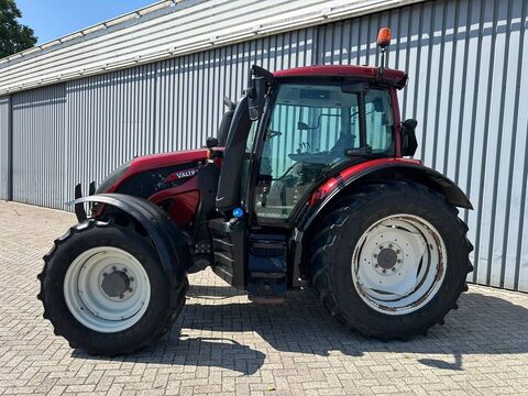 Valtra N121