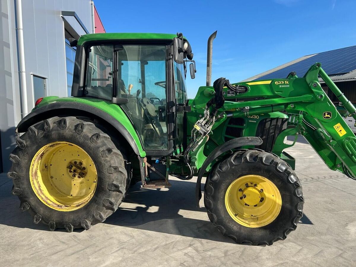 John Deere 6230 2