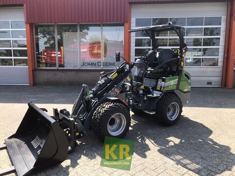 Giant G2200E