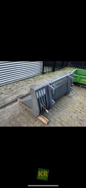 9788-ea18a77d63044d6ae0d9e46d76458b11-5686155