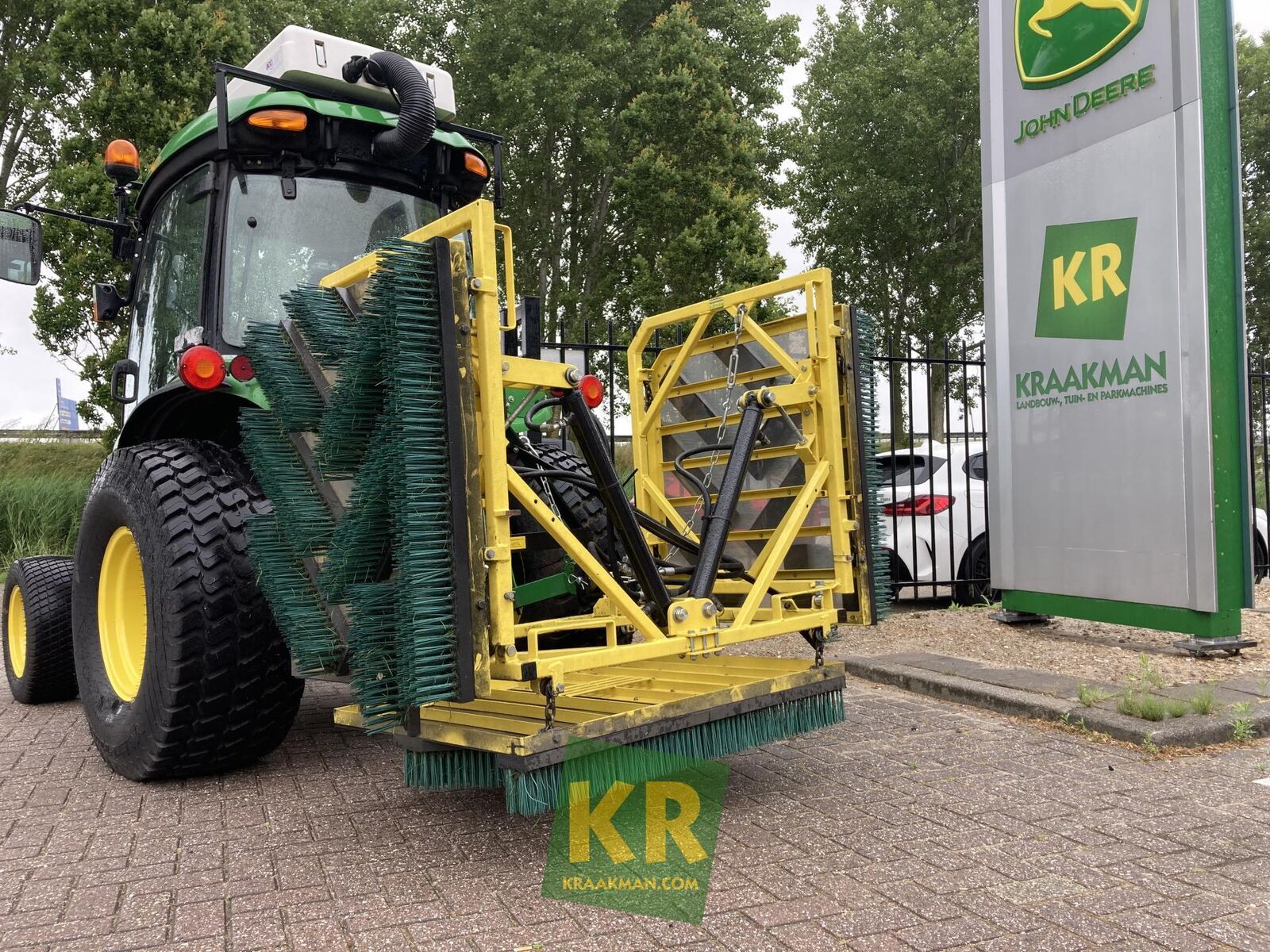 Rolugro  Bristly Power 3.2 bostelmachine 1