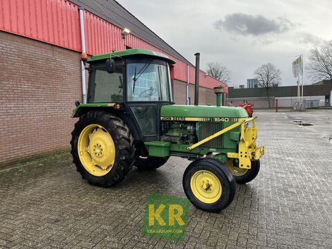 John Deere 1640