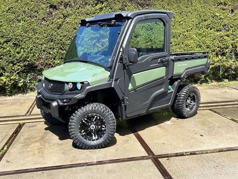 John Deere XUV875M