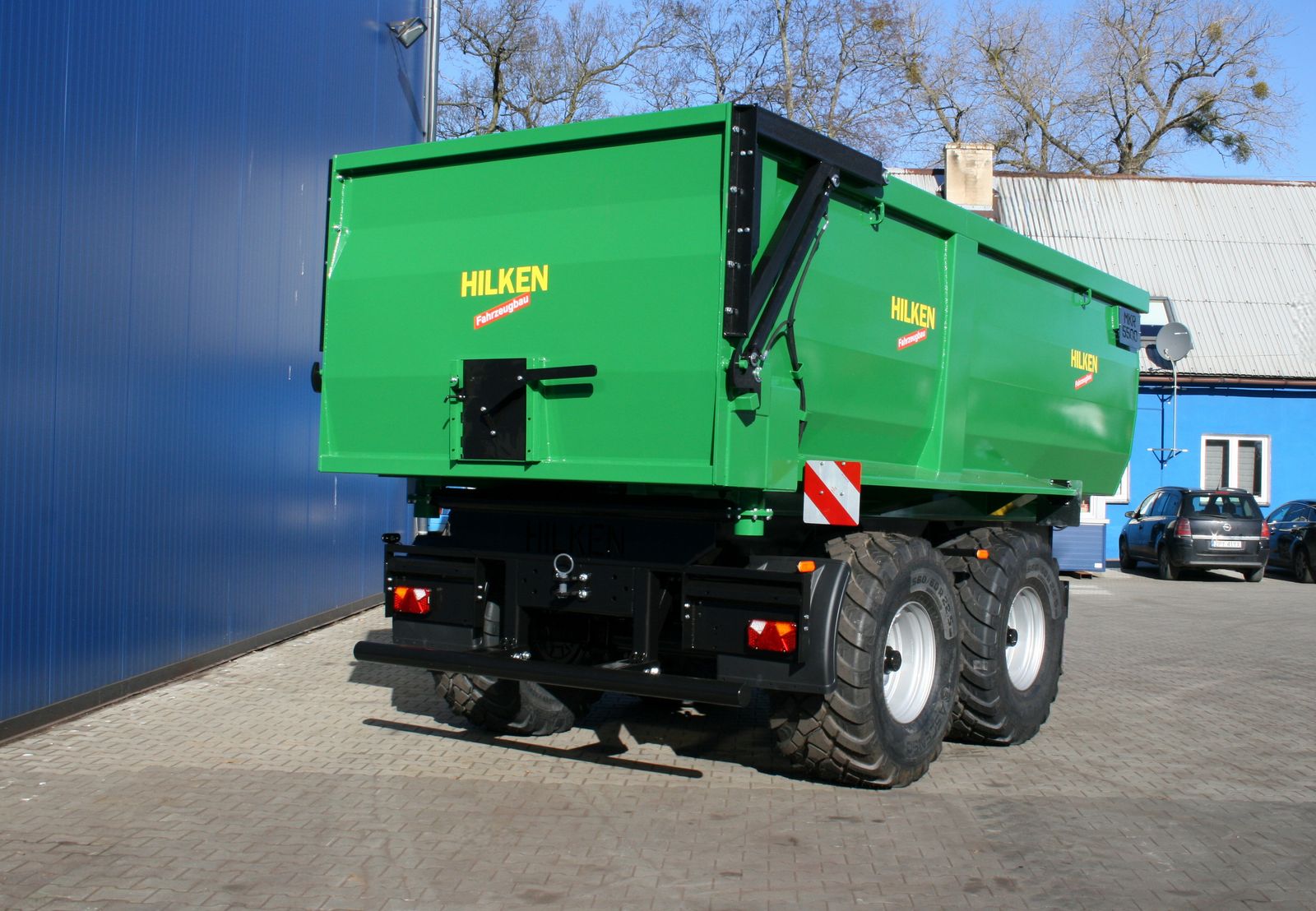 Hilken Muldenkipper MKR5500, 560/60R22,5, Häckseläufsät 2