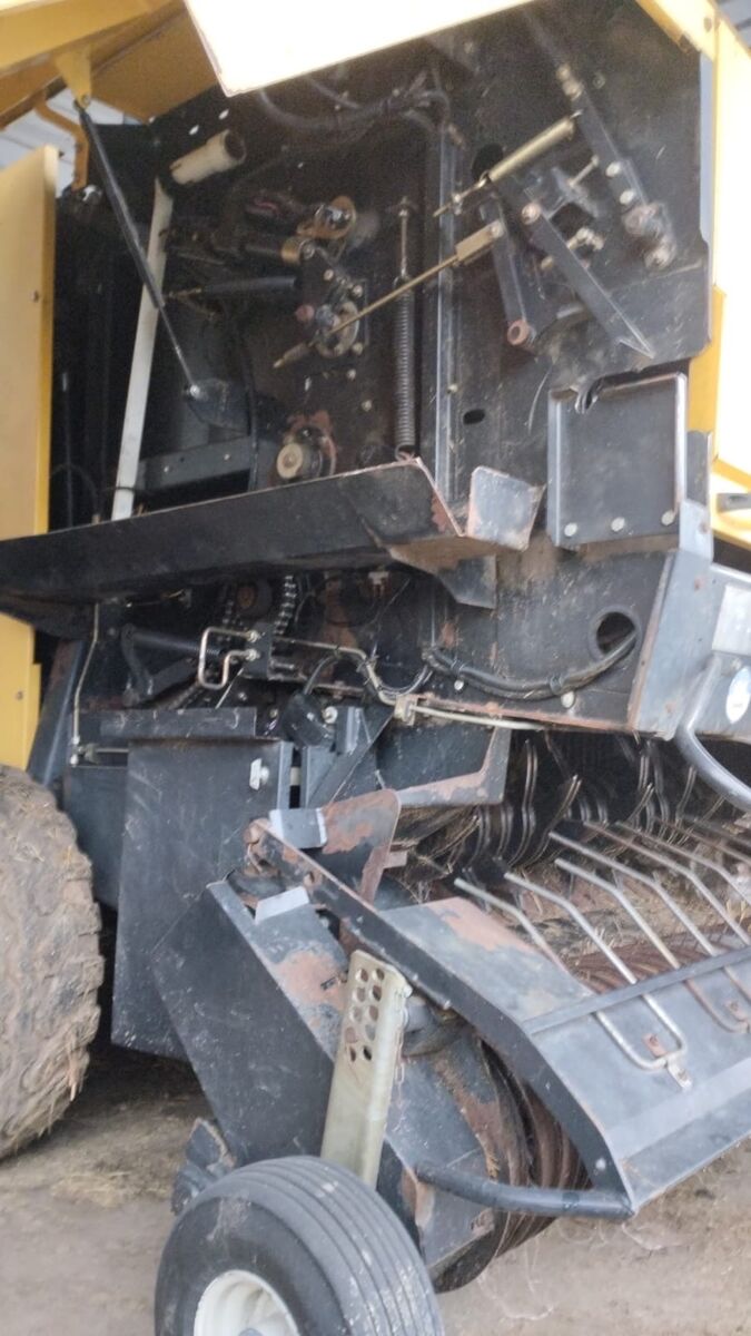 New Holland BR 7060 Crop Cutter 2