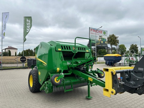 John Deere F 441M