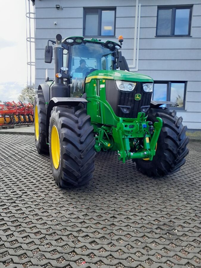 John Deere 6M 250 2