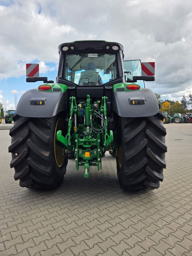 John Deere 6M 220 3