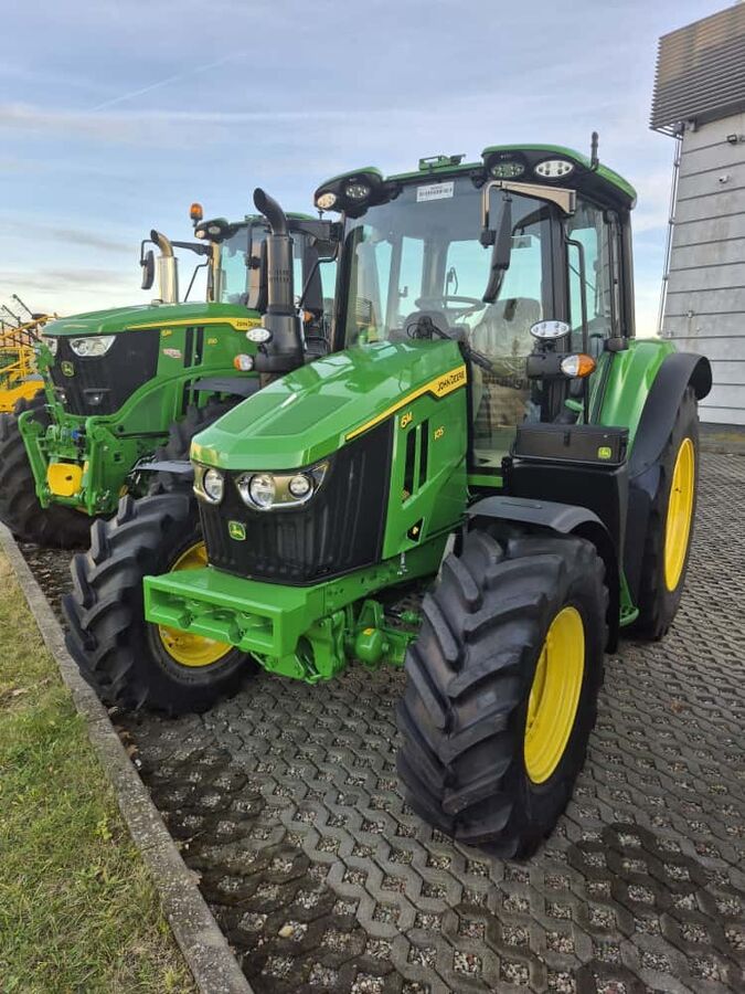 John Deere 6M 105 2