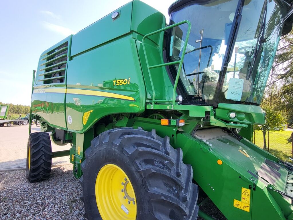John Deere T 550i 1