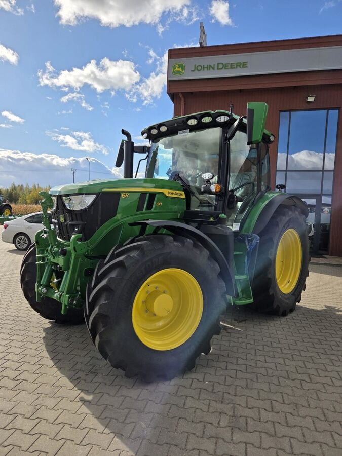 John Deere 6R 130 1