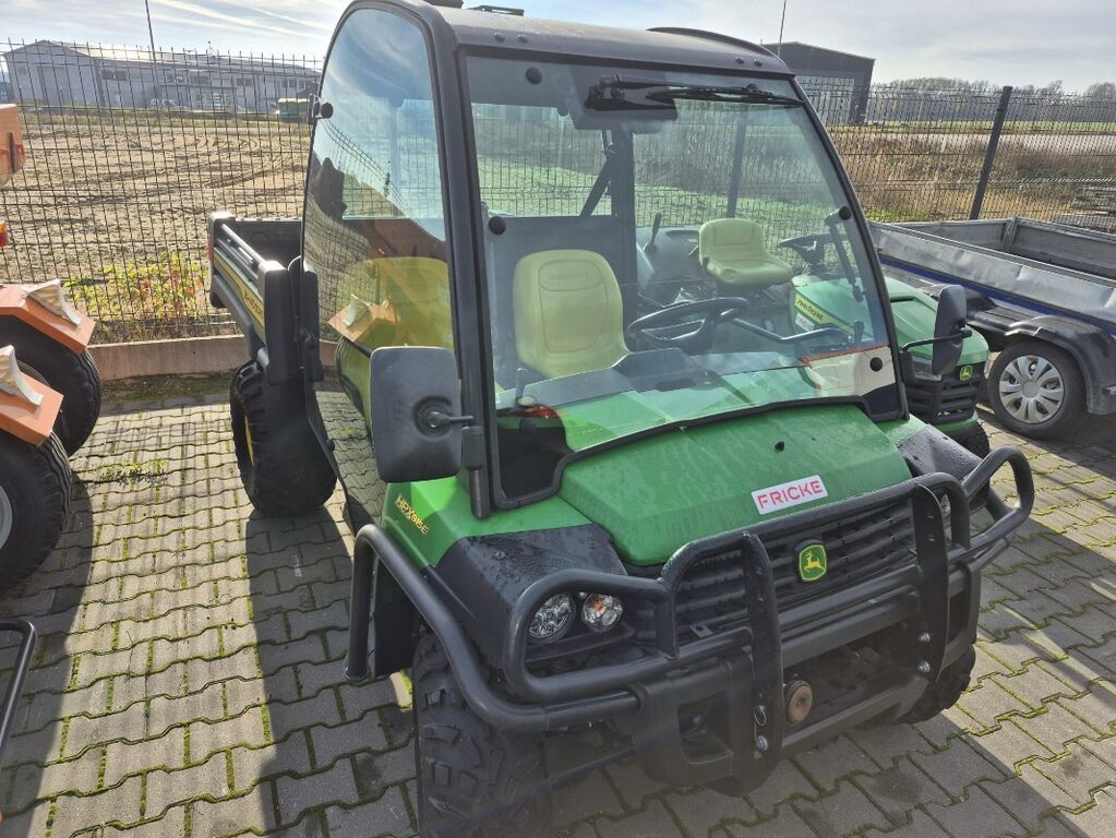 John Deere HPX815E 1
