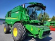 John Deere T 670 i