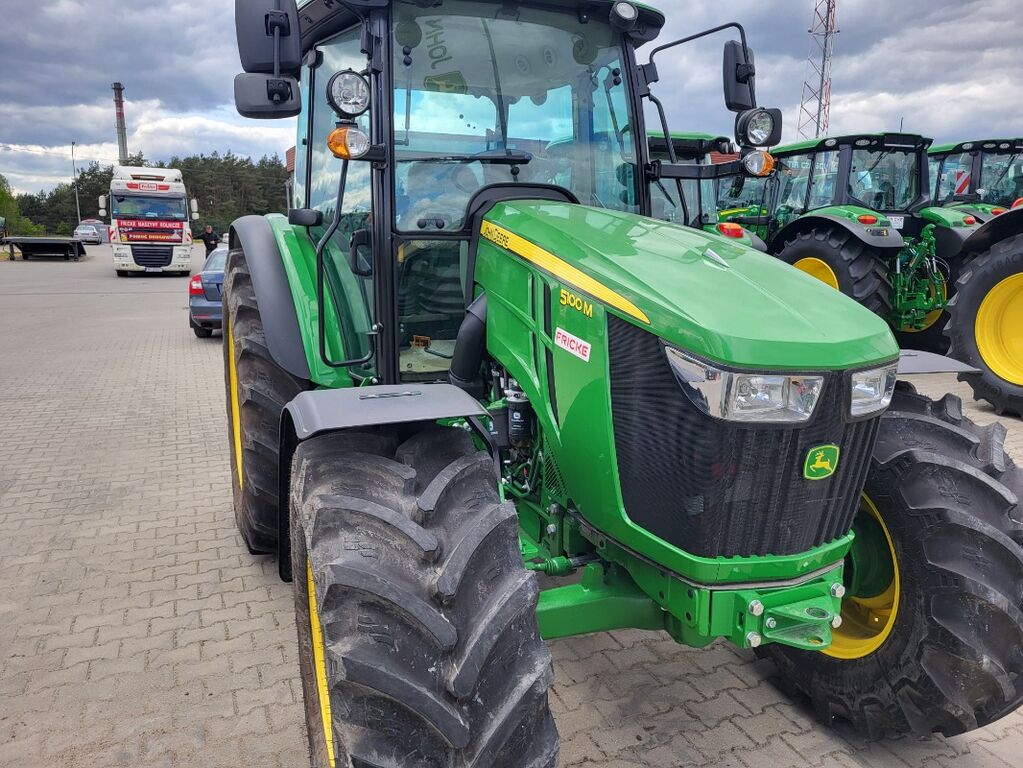John Deere 5100M 2