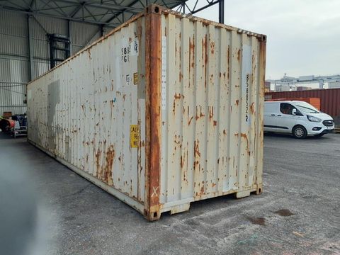 9833-d26e34a4629e99e08799fe91095c877e-6075648