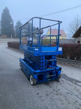 Sonstige UpRight X 32 N