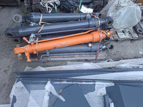 Sonstige Löffelzylinder  400310-004160  (Doosan/Develon)