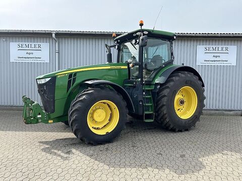 John Deere 8320R