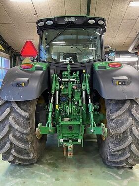 John Deere 6175R 3
