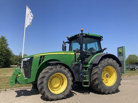 John Deere 8370R